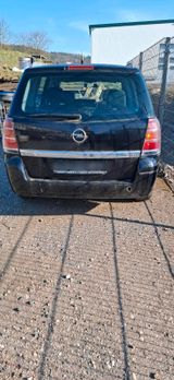 Opel Zafira 1,9 CDTI  TÜV  Neu - Opel Zafira aus 2006 mit Diesel-Antrieb