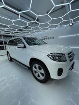 Mercedes-Benz GLS 500 - Mercedes-Benz: Gls