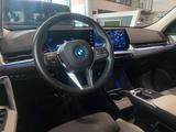 BMW iX2 xDrive30 InnovP Memory Pano H&K ACC AHK 360° - BMW iX2 SUV