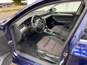 Volkswagen Passat Variant - 8