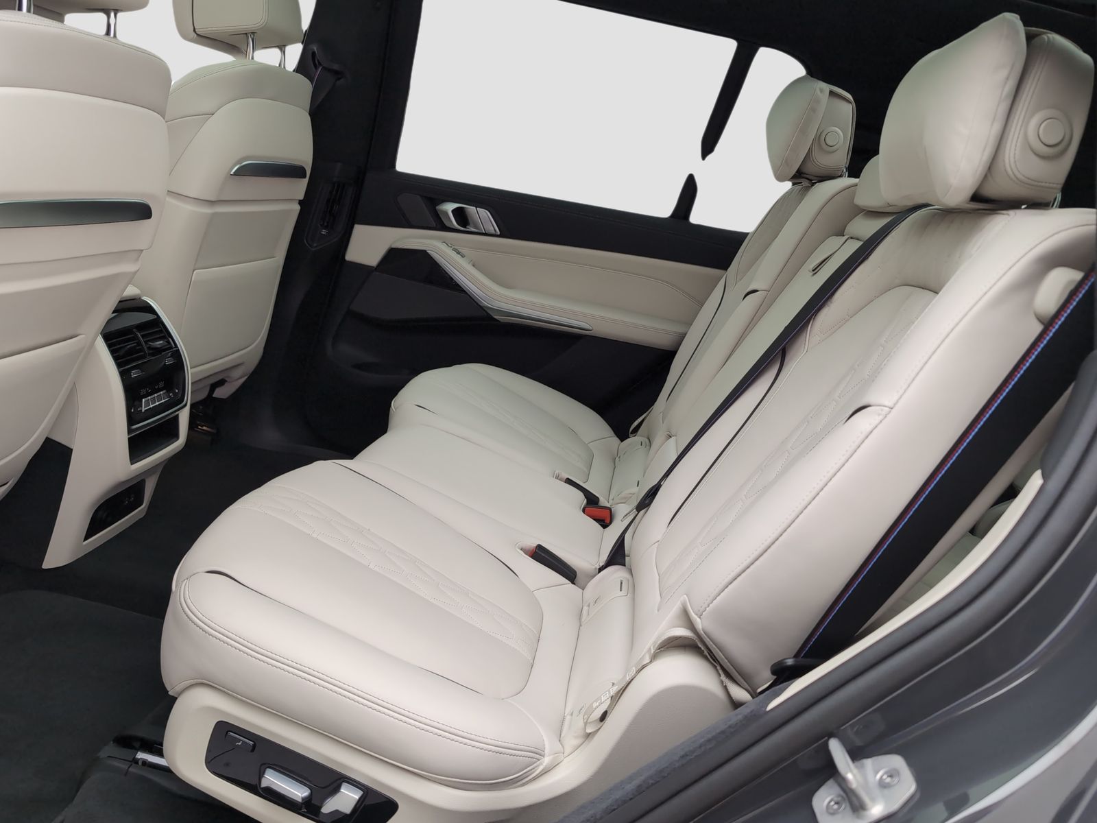 BMW X7 M60 - Bild 9