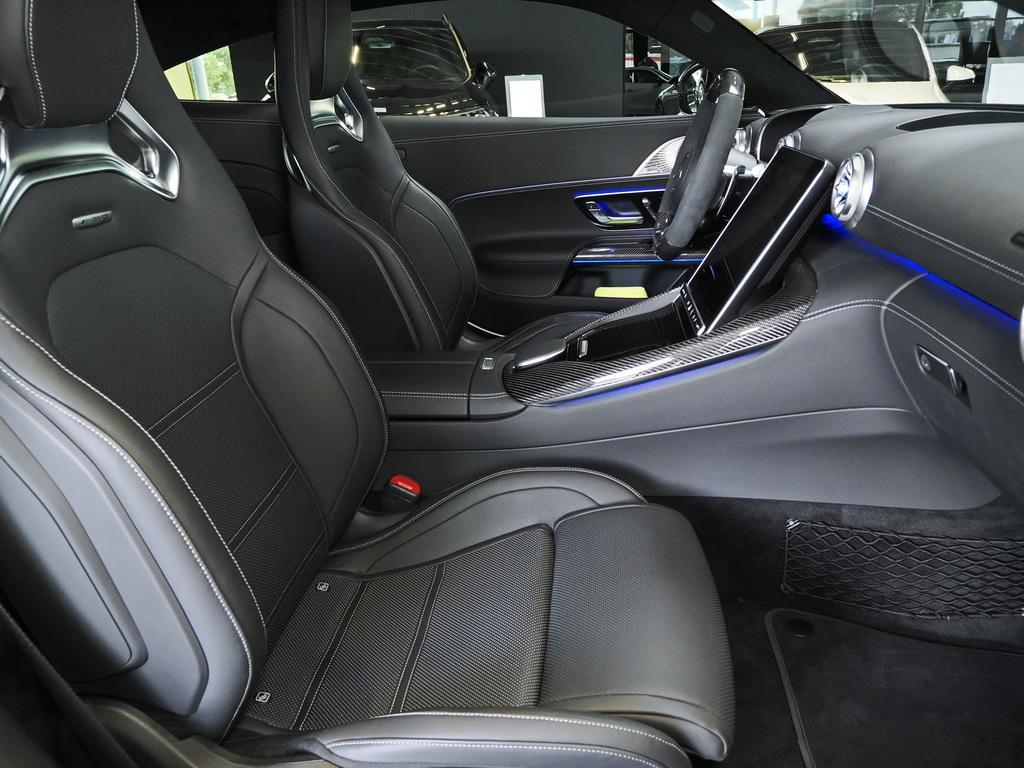 Mercedes-Benz GT 63 AMG 4m+ AERO KERAMIK PREMIUM 21-ZOLL LIFT