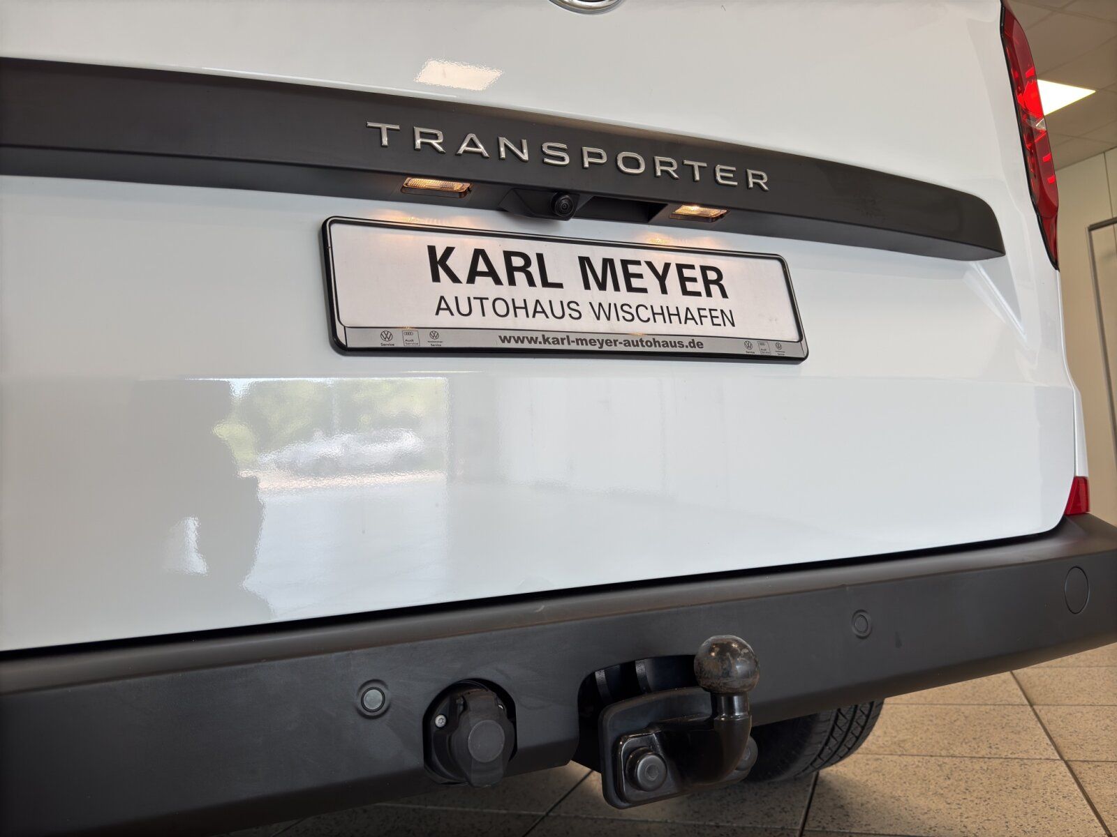 Fahrzeugabbildung Volkswagen Transporter Kasten 2.0 TDI KR 6-Gang AHK APP GJR
