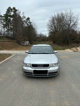 Audi S4 2.7 quattro - - Audi S4 mit Benzin-Antrieb: Limousine, 2.7
