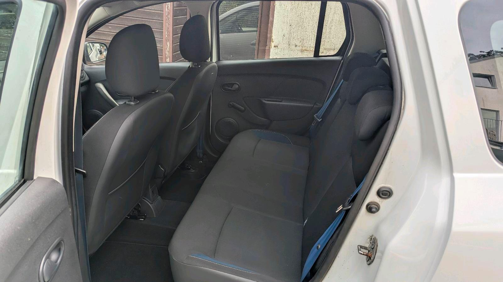 Dacia Logan 2015 — photo 8
