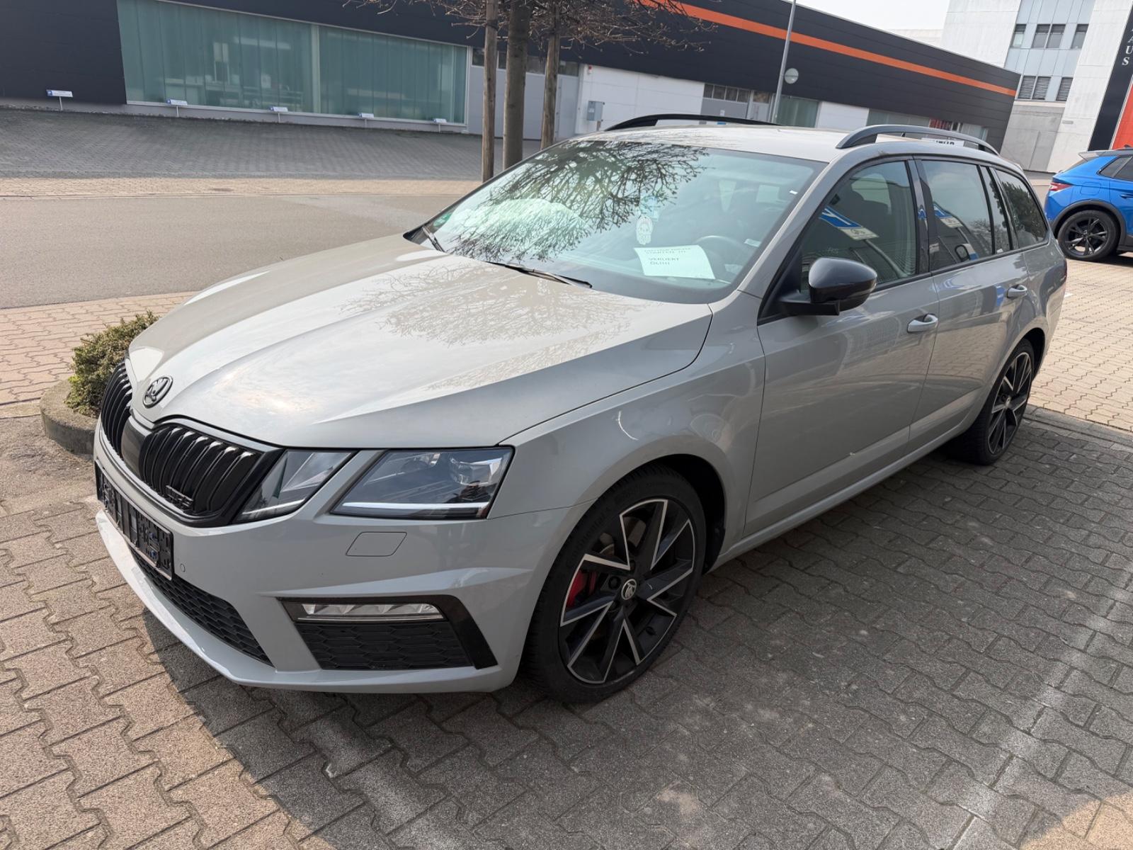 Skoda Octavia Combi RS 245
