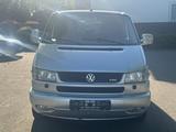 Volkswagen T4 Caravelle 2.5 TDI*BEHINDERTENGERECHT*RAMPE* - VW Gebrauchtwagen von 2000