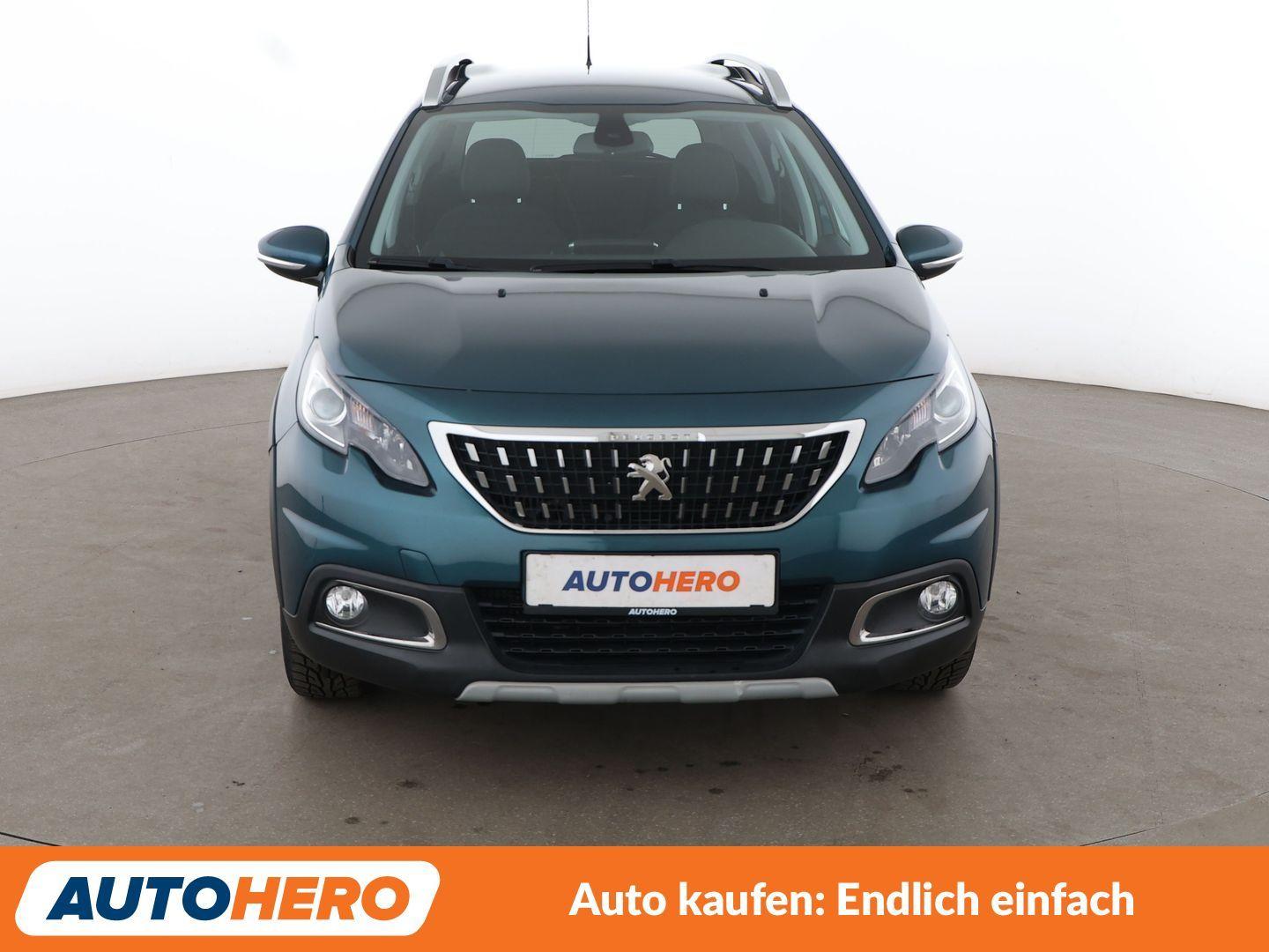 Peugeot 2008 1.2 PureTech Allure*NAVI*TEMPO*CAM*PDC*SHZ*