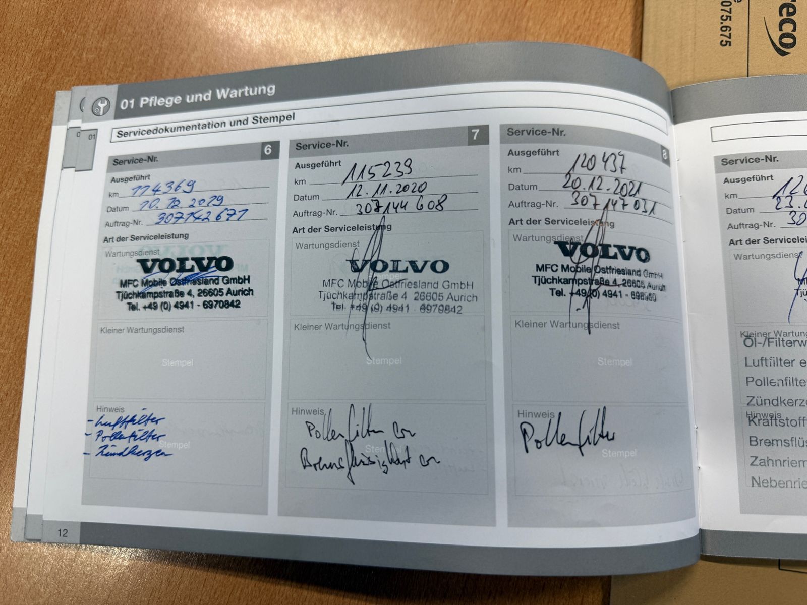 Fahrzeugabbildung Volvo V40 Kinetic RFK KLIMA ALU 8-Fach bereift