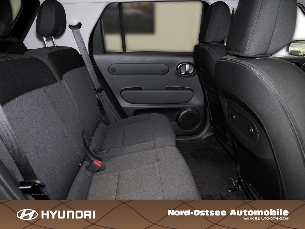 Fahrzeugabbildung Hyundai INSTER EV Trend Effizi-P Designelemente Schwarz