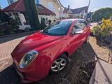 Alfa Romeo MiTo 1.4 8V Klima eFH Uconnect LMF Temp Bluet ZV - Alfa Romeo Gebrauchtwagen in Karlsruhe