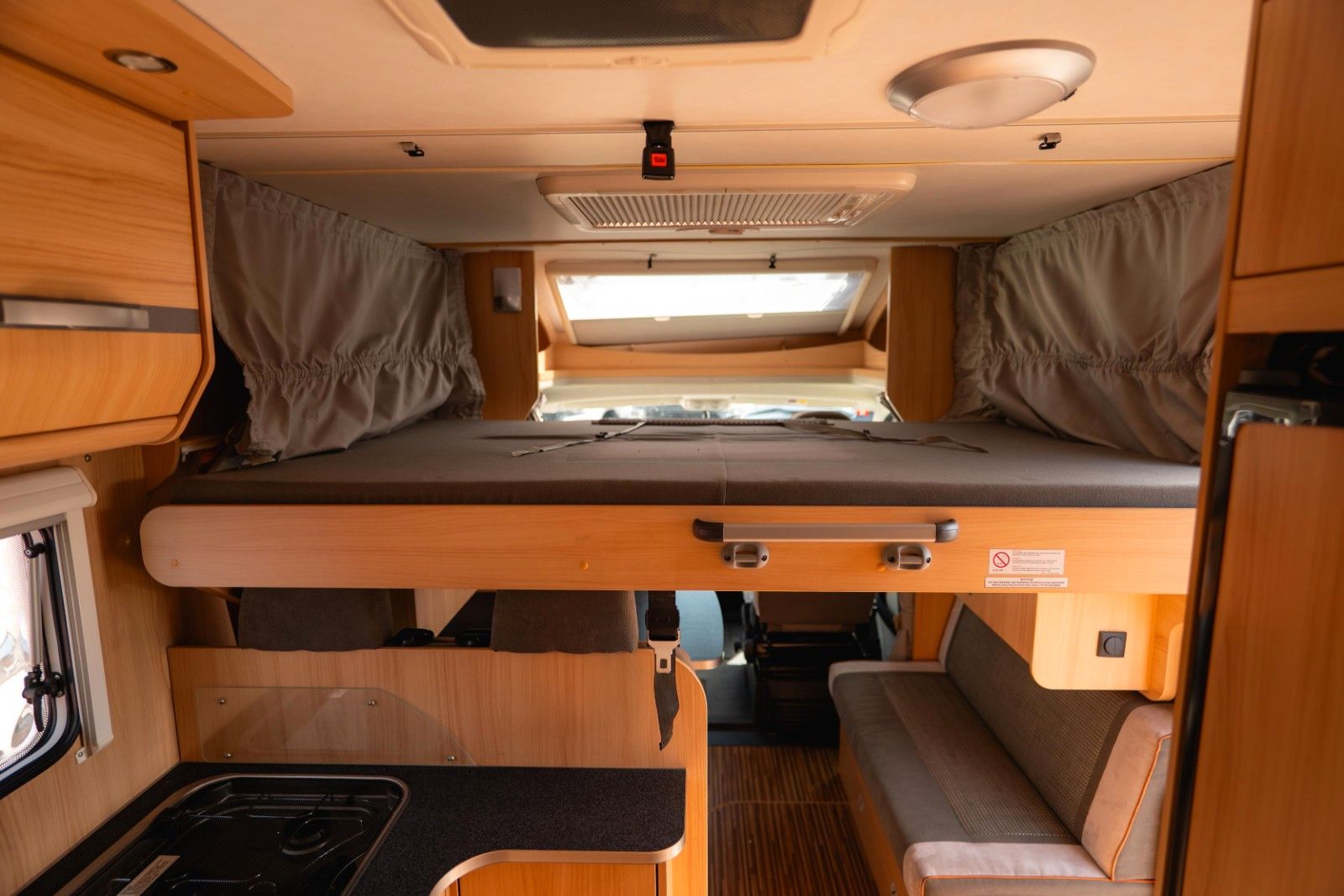 Fahrzeugabbildung Fiat Ducato Alkoven *6 Schlafplätze*Markise*Klima*