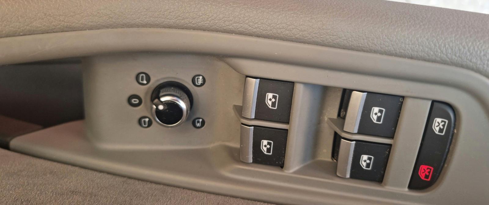 Audi A4 40 TDI S tronic S line Avant S line TÜV 06/28