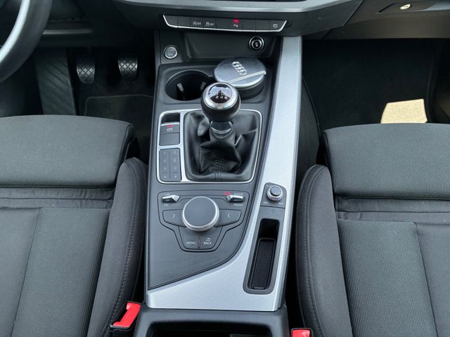 Fahrzeugabbildung Audi A4 Avant 1,4 TFSI sport >XEN/SHZ/PDC/TEMP<