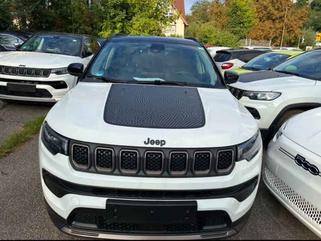 Jeep Compass Limited Plug-In Hybrid 4WD CARPLAY