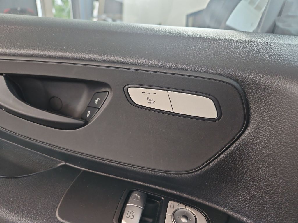 Fahrzeugabbildung Mercedes-Benz Vito 116 Kasten lang MOPF2 MBUX 2xSHZ PTS 270°