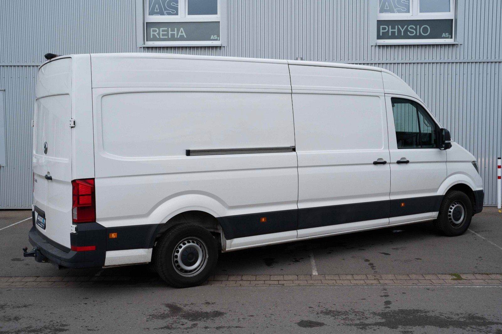 Fahrzeugabbildung Volkswagen CRAFTER 2.0 TDI KA 35 LR KAM TEL AHK PDC MFL