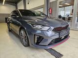 Kia pro cee'd GT-Line+Alcantara+Kamera+Spurhalte - graue Kia pro cee'd / ProCeed