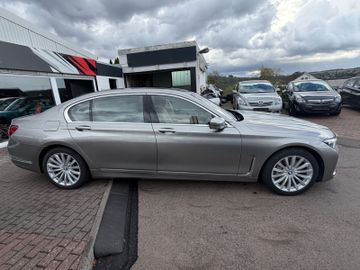 BMW 740 - 7