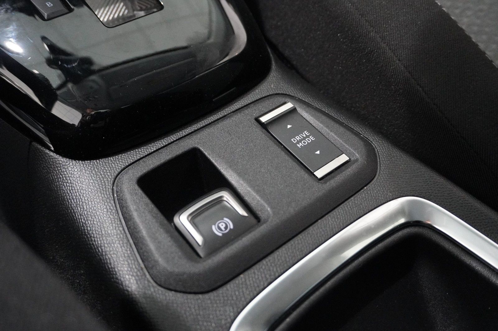 Fahrzeugabbildung Opel Corsa-e "FACELIFT" 3-PHASIG EDIT. NAVI/LED/DAB+