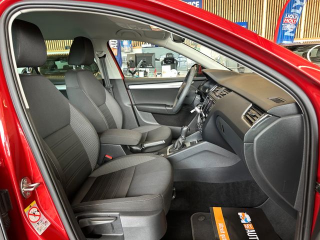 Skoda Octavia Combi Ambition 4x4 *ACC*PDC*