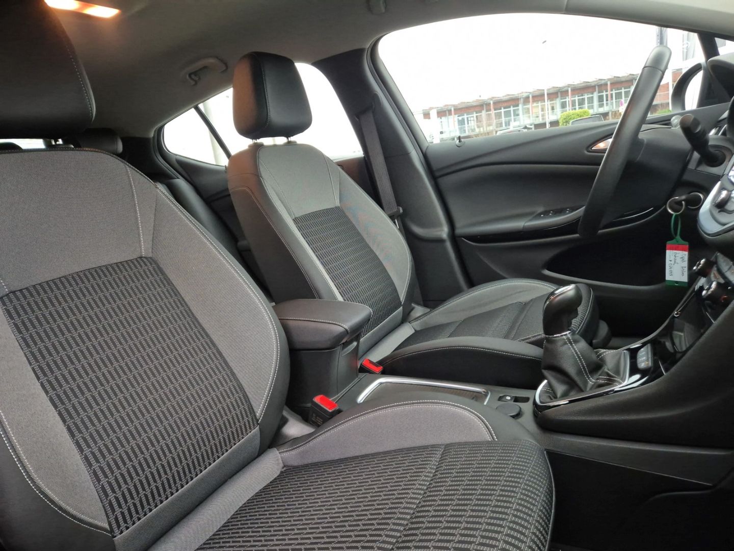 Fahrzeugabbildung Opel Astra K Elegance Start Stop EU6d ASTRA Turbo 1.2