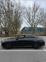 Mercedes-Benz CLA 250 - Mercedes-Benz CLA 250 mit Benzin-Antrieb: Coupe, Automatik