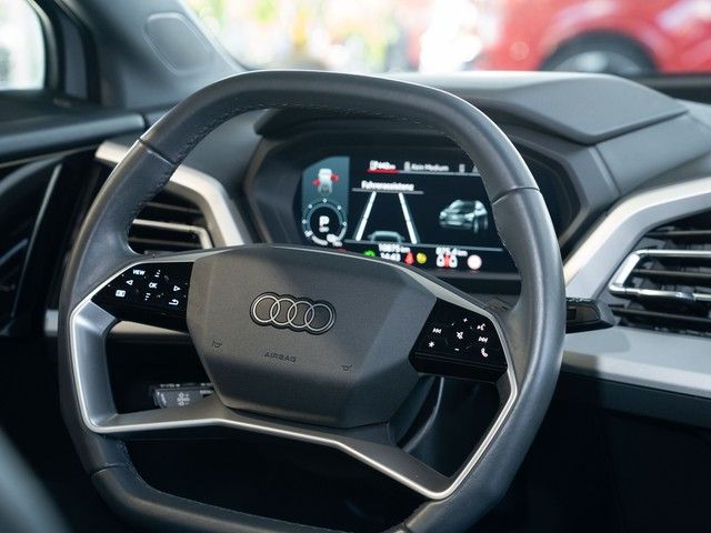 Q4 45 e-tron quattro LED+RFK+NAVI