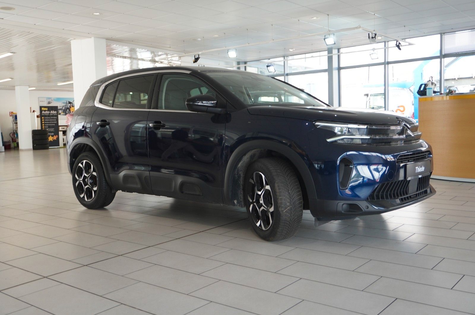 Fahrzeugabbildung Citroën C5 Aircross PLUS 145 E-DSC NAVI/LED/KAMERA/DAB+