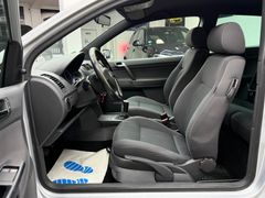 Fahrzeugabbildung Volkswagen Polo IV 1.2 Silver Edition / Klimaanlage
