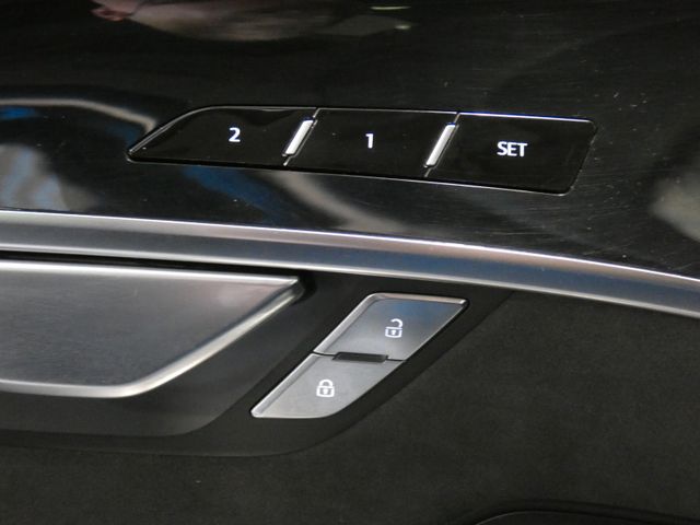 A8 60 TFSI e quattro Panoramadach LEDER