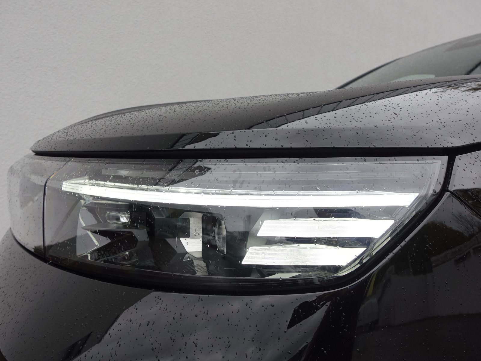 Fahrzeugabbildung Opel Grandland GS, Head Up, LED, PP, Navi, RFK