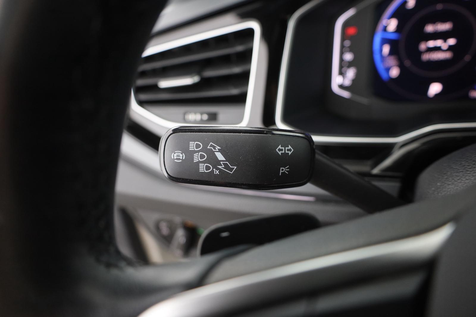 Volkswagen Taigo 1.0 TSI DSG R-Line LED App-Connect ACC DAB, миниатюра 19