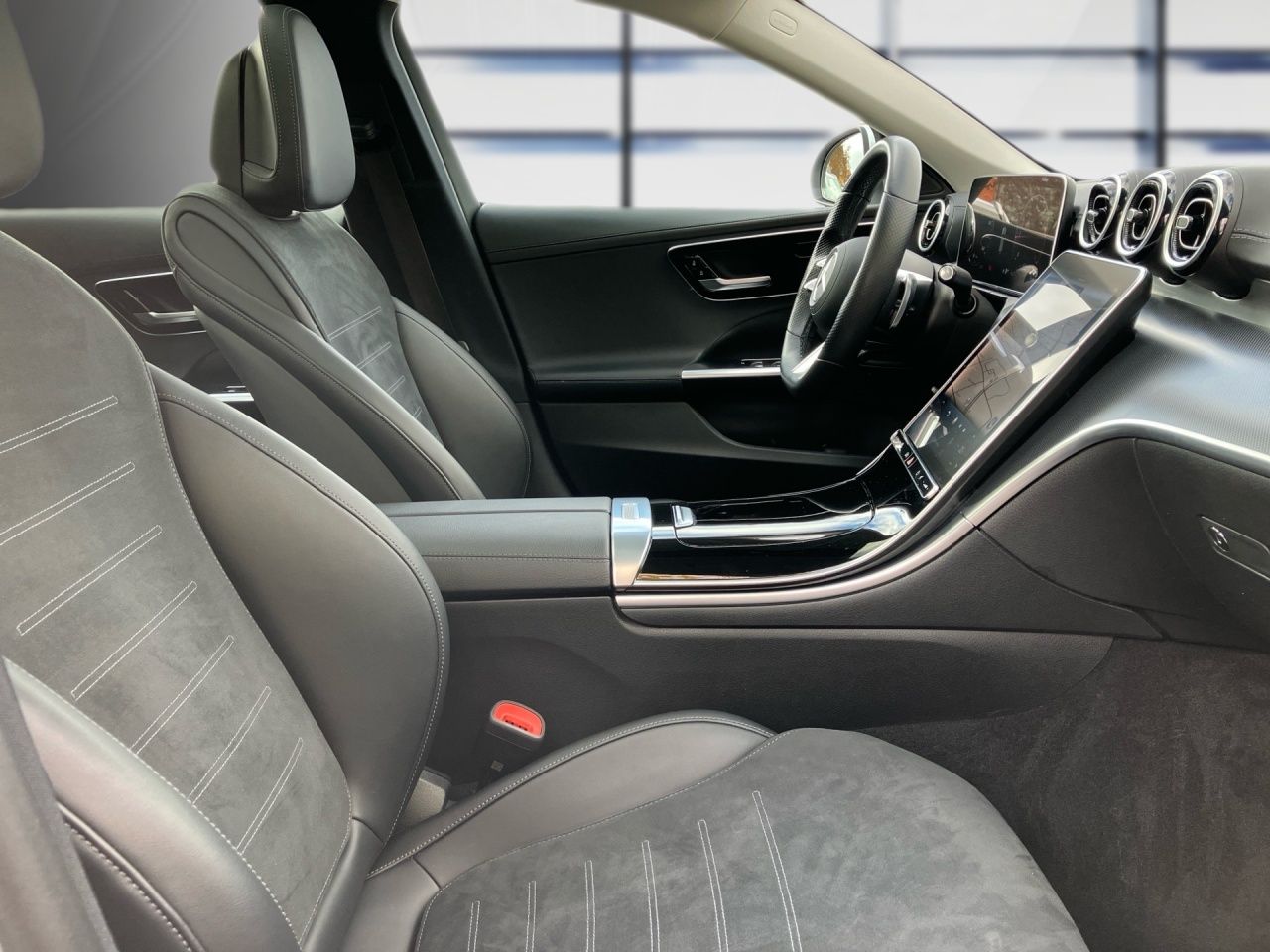 Fahrzeugabbildung Mercedes-Benz C 220 d T AMG Pano+Totw+LED+Ambi+Kamera+EasyPack