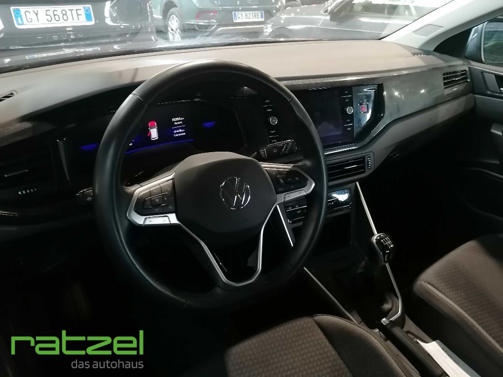 Fahrzeugabbildung Volkswagen Taigo Life 1,0 l TSI Navi Digitales Cockpit LED