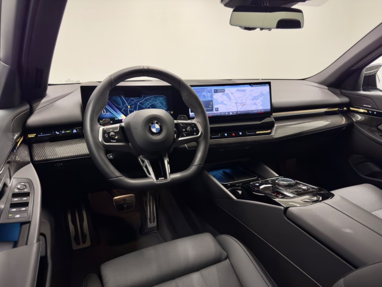 Fahrzeugabbildung BMW 520 i Limousine M Sport HuD h/k Sitzlüftung 360°