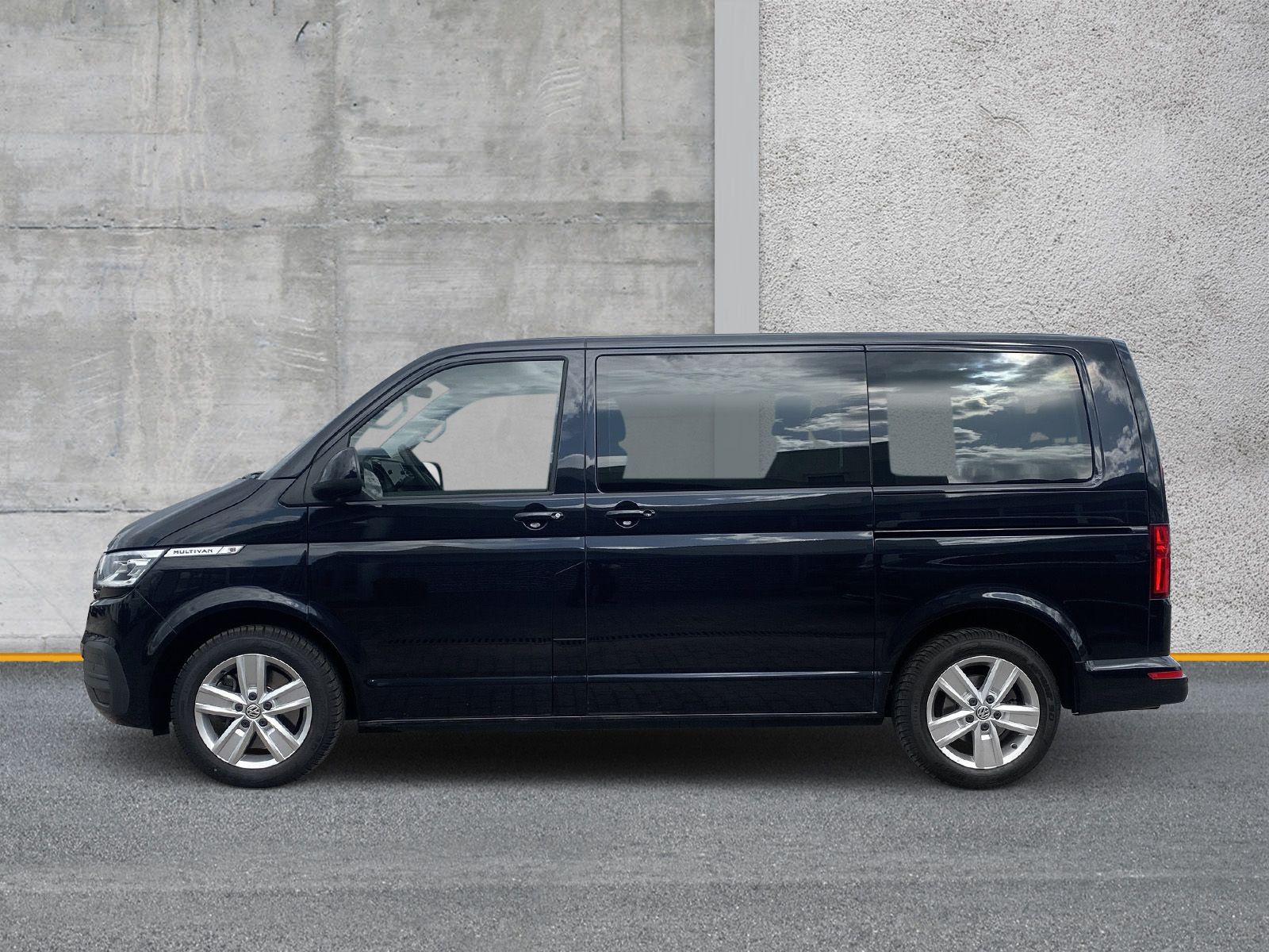 Fahrzeugabbildung Volkswagen T6 Multivan 2.0 TDI DSG LED STANDHZG KAMERA ACC