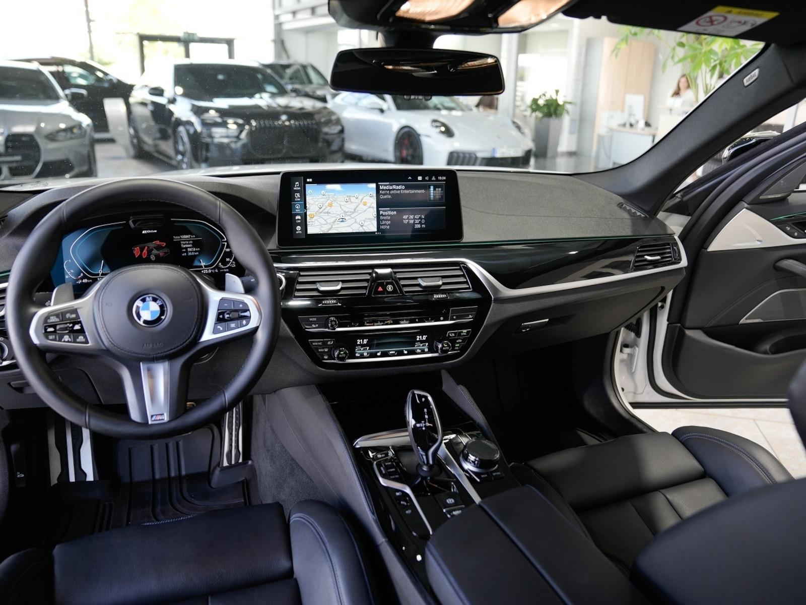 BMW 530e M Sport 19LM M-Sitze 360°K Harman Assist.