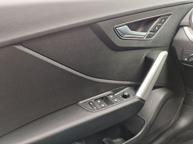 Q2 35 1.5 TFSI advanced S-tronic SHZ KAMERA ACC