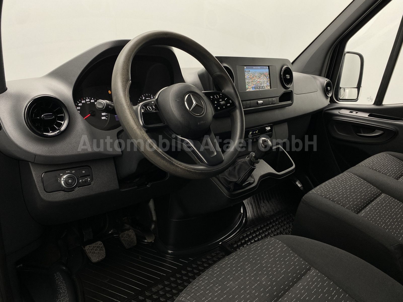 Fahrzeugabbildung Mercedes-Benz Sprinter 314 NAVI+ 3-SITZE+ 1. HAND 8570