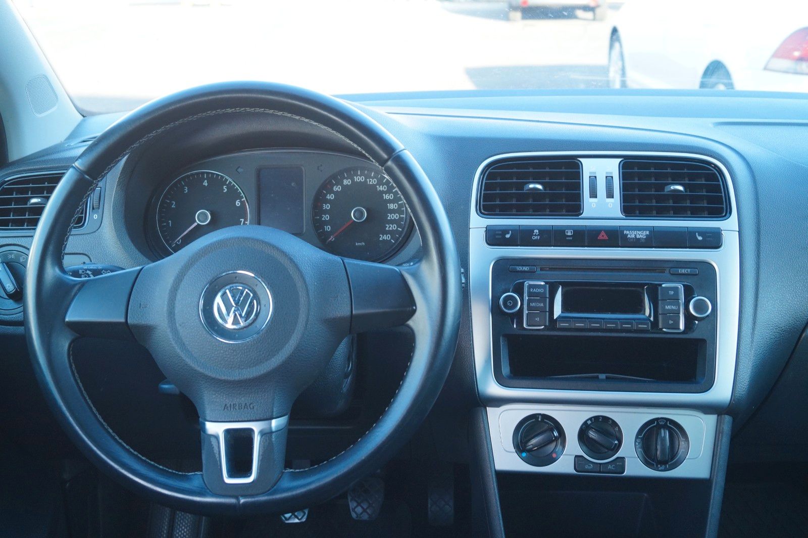 Fahrzeugabbildung Volkswagen Polo V Match *TÜV, Inspektion+Garantie