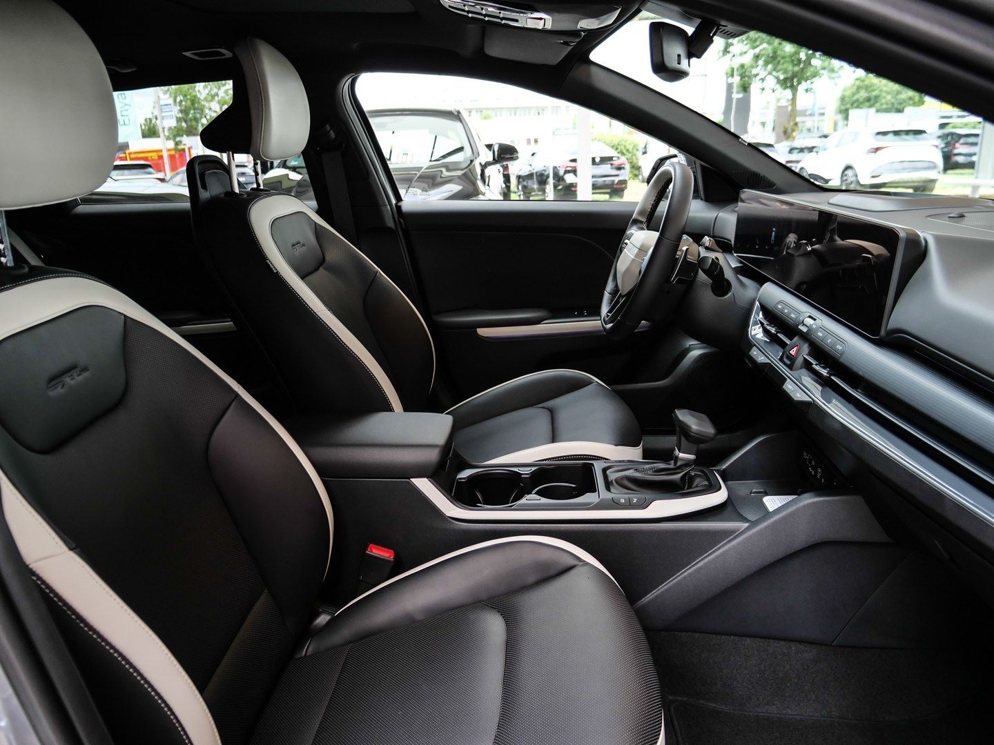 Kia K4 - Bild 16
