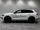 Volkswagen Touareg R-Line Black Style | MATRIX PANO LUFT - VW Touareg Gebrauchtwagen in Lübeck