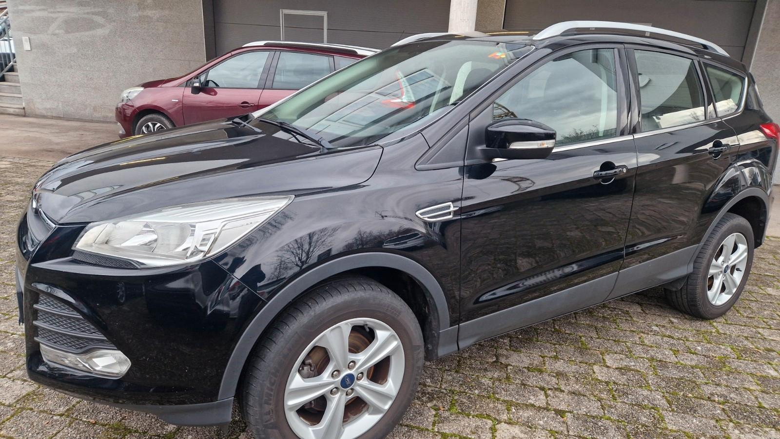 Ford Kuga 1,5 EcoBoost 2x4 110kW Business Edition