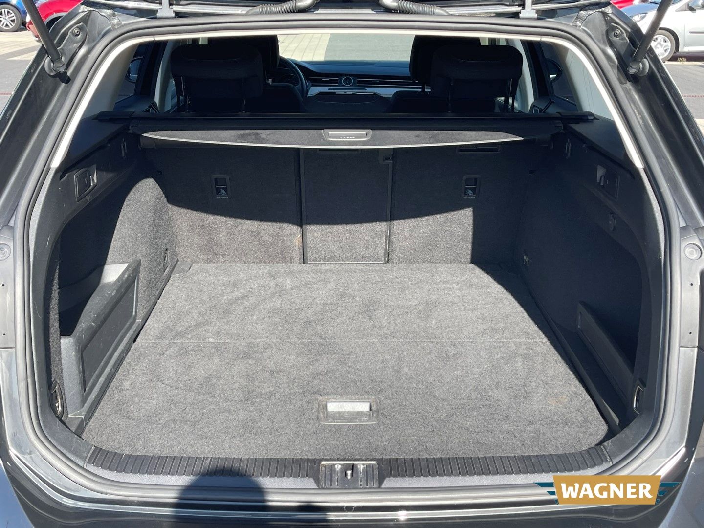 Fahrzeugabbildung Volkswagen Passat Variant GTE LED SHZ Kamera Navi