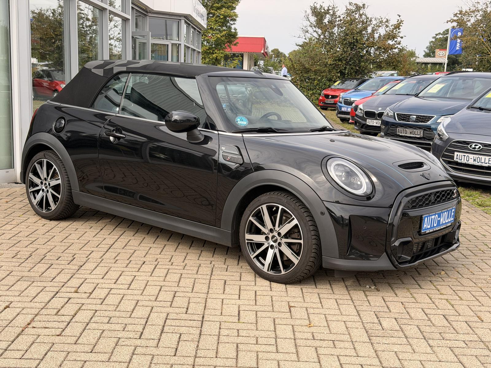 MINI Cooper S Cabrio Cooper S Cabrio Sidewalk Edition