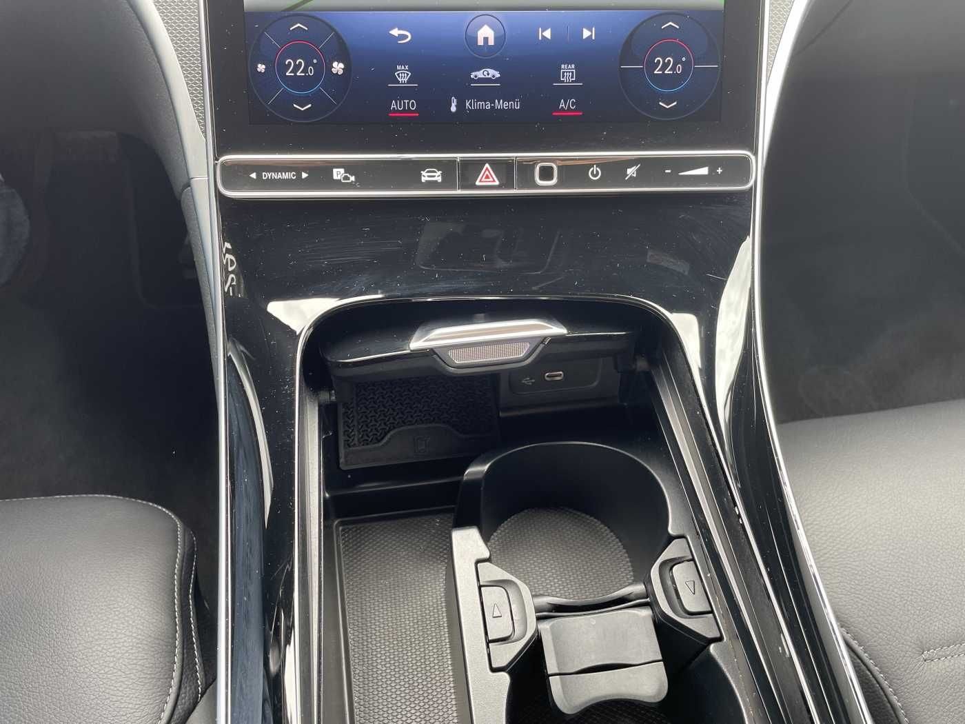 Fahrzeugabbildung Mercedes-Benz C 220 d T 4M ALL-Terrain AHK+360°+ Digital+Leder