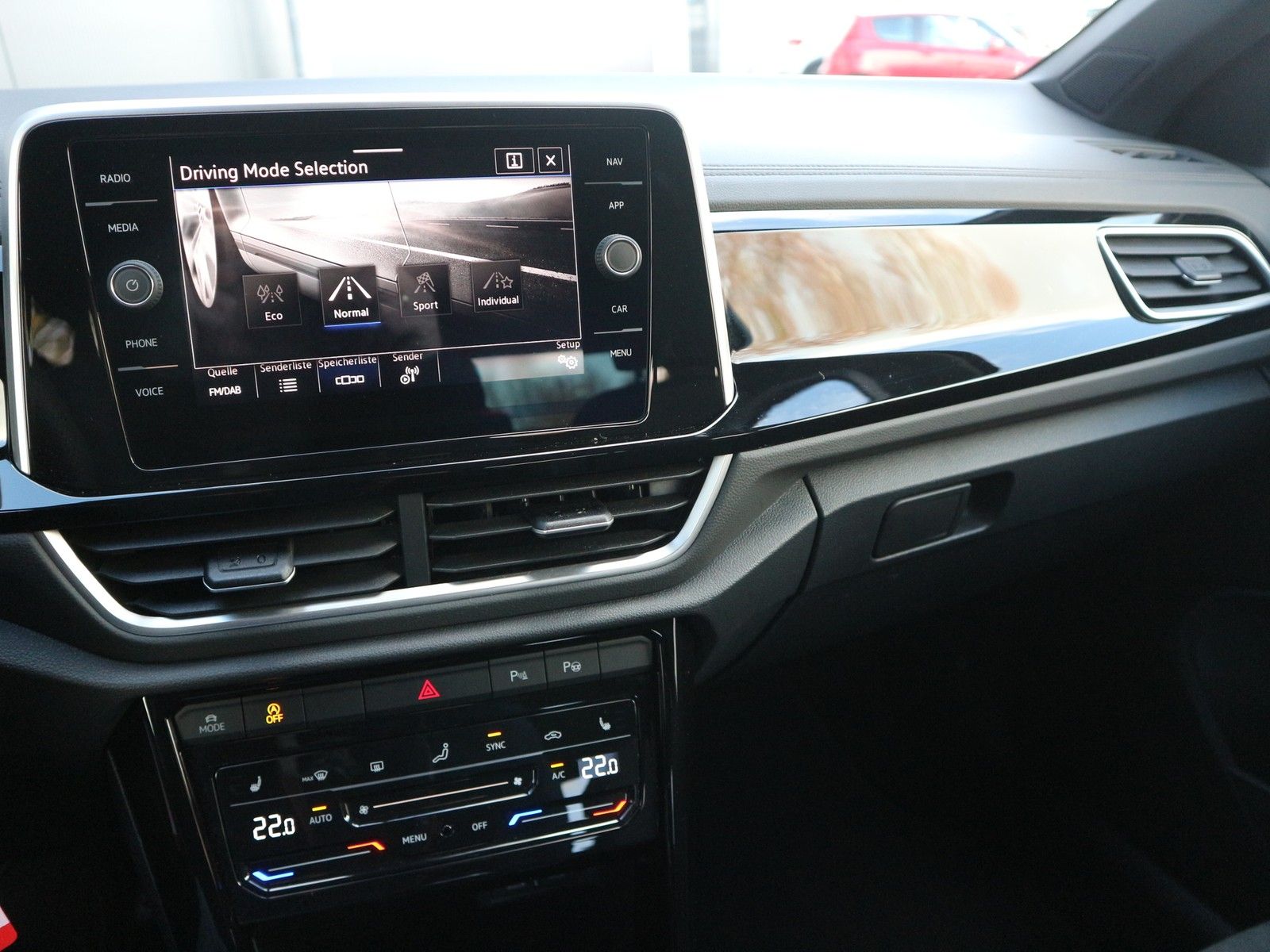 Volkswagen T-Roc - Bild 20