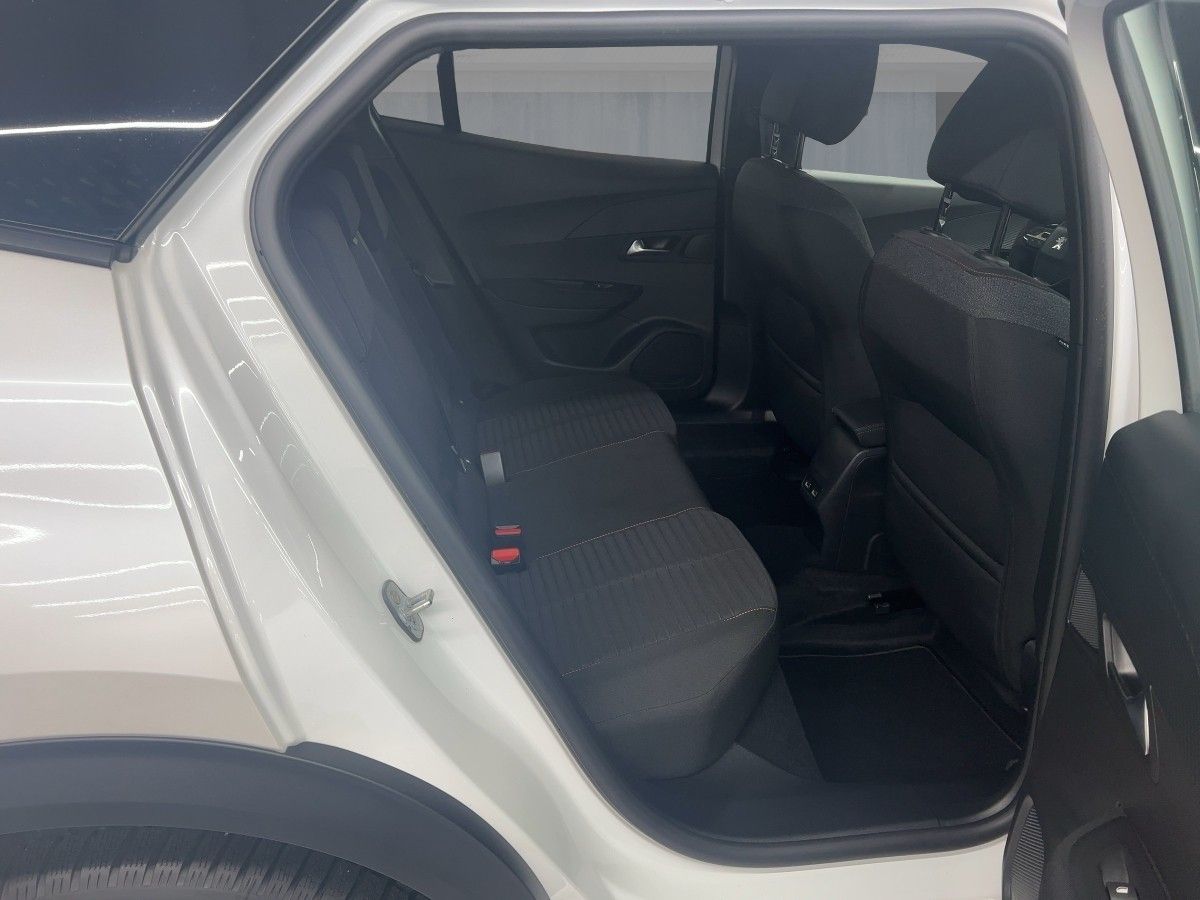 Peugeot 2008 - Bild 9