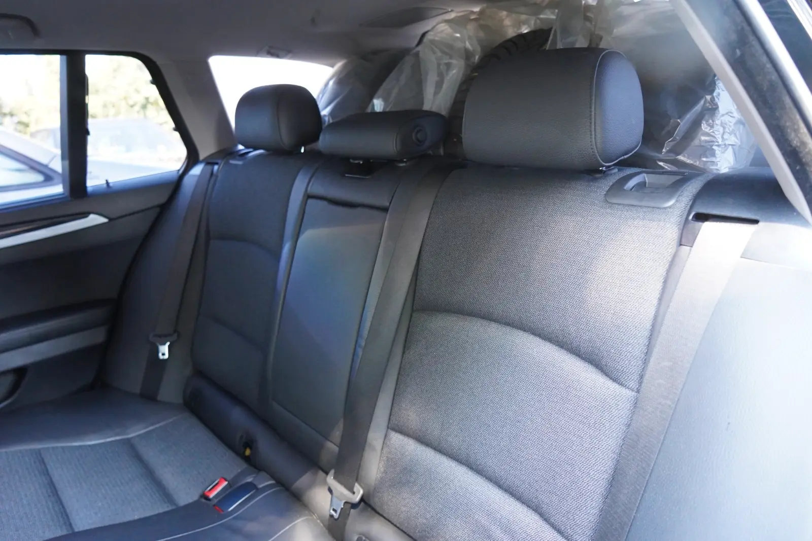 BMW 520d F11 Touring Bi-Xenon*Navi*Temp*AHK*